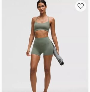 EUC Lululemon Align 4" Shorts. Perfect Condition. Worn Once Or Twice.